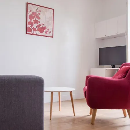 Appartamento Beautiful Near La Motte-picquet Parigi
